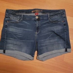 Arizona Jeans Jr 18 plus shorts